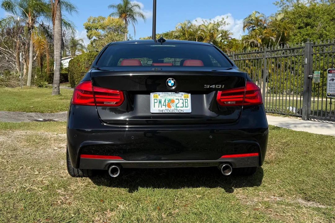 2018 BMW F30 335i & 340i Sedan - Image 5 of 31