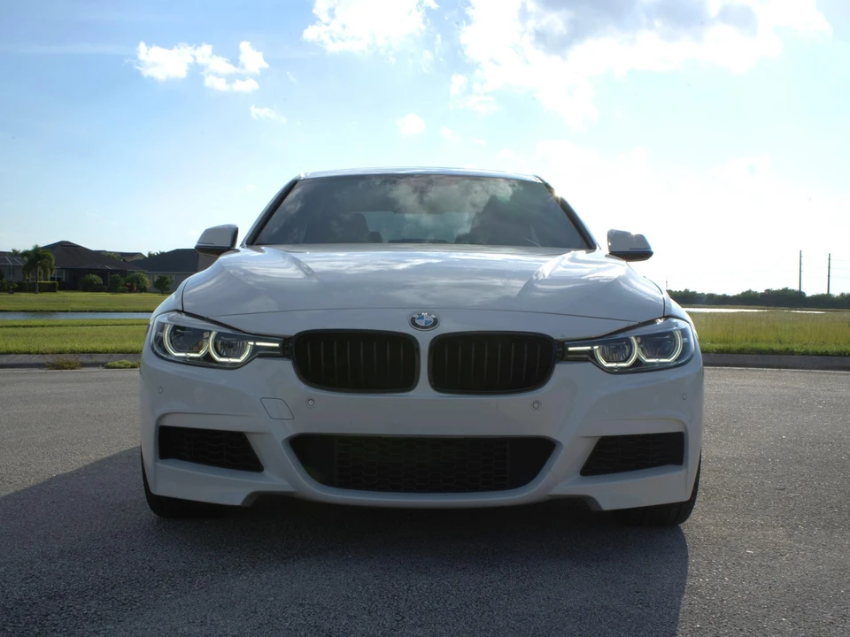 2018 BMW F30 335i & 340i Sedan - Image 6 of 31