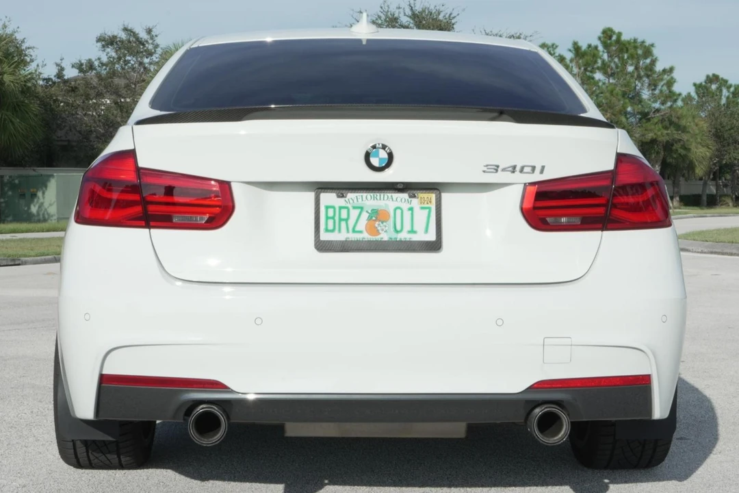 2018 BMW F30 335i & 340i Sedan - Image 5 of 31