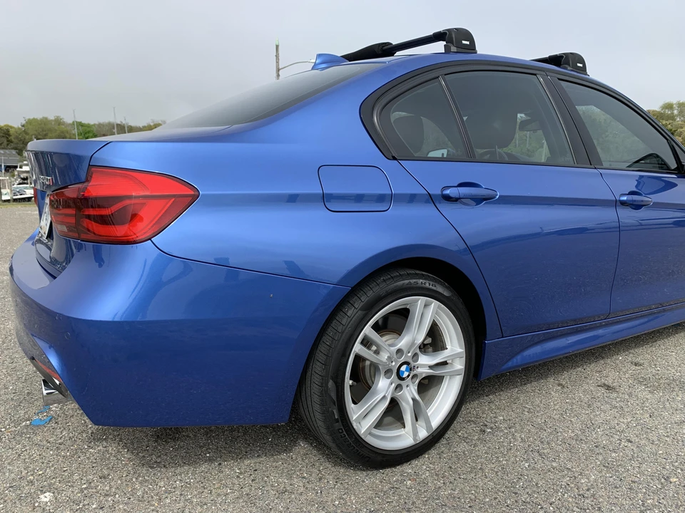 2018 BMW F30 335i & 340i Sedan - Image 29 of 31