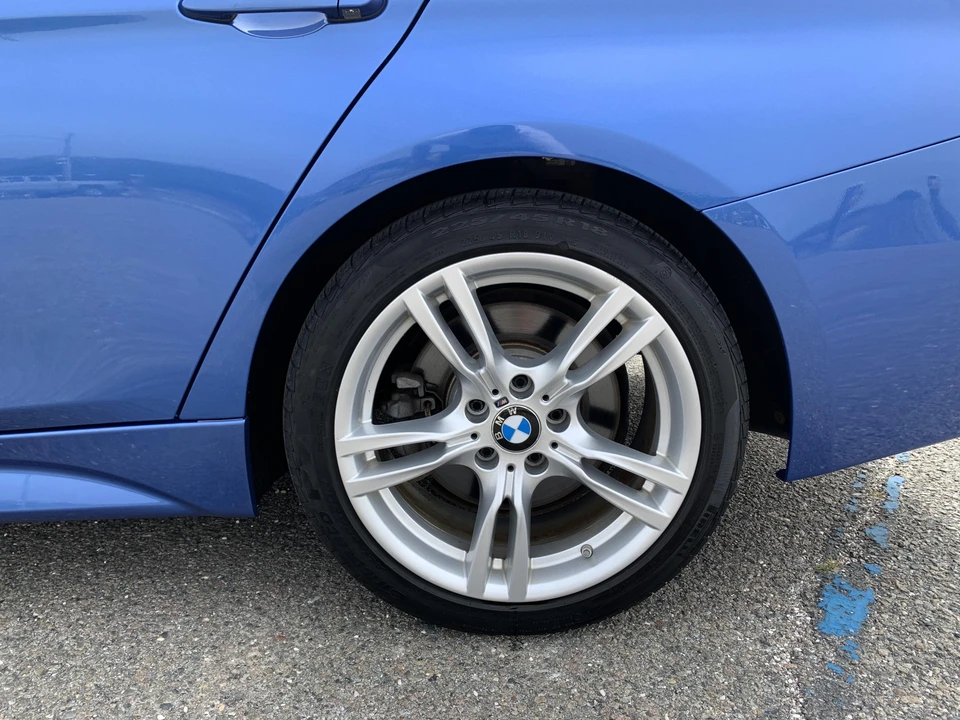 2018 BMW F30 335i & 340i Sedan - Image 24 of 31