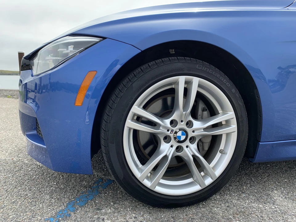 2018 BMW F30 335i & 340i Sedan - Image 20 of 31