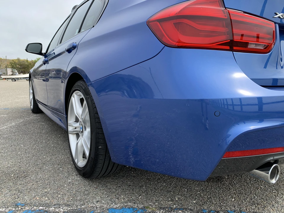 2018 BMW F30 335i & 340i Sedan - Image 28 of 31