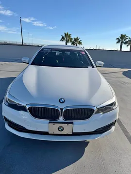 2018 BMW 5 Series 530e iPerformance Sedan 4D