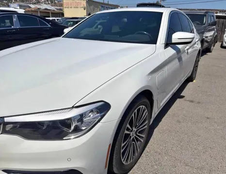 2018 BMW 5 Series 530e iPerformance Sedan 4D