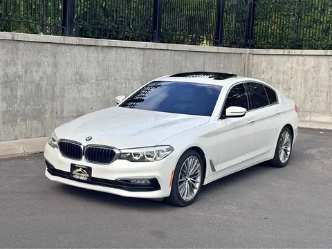 2018 BMW 5 Series 530i Sedan 4D