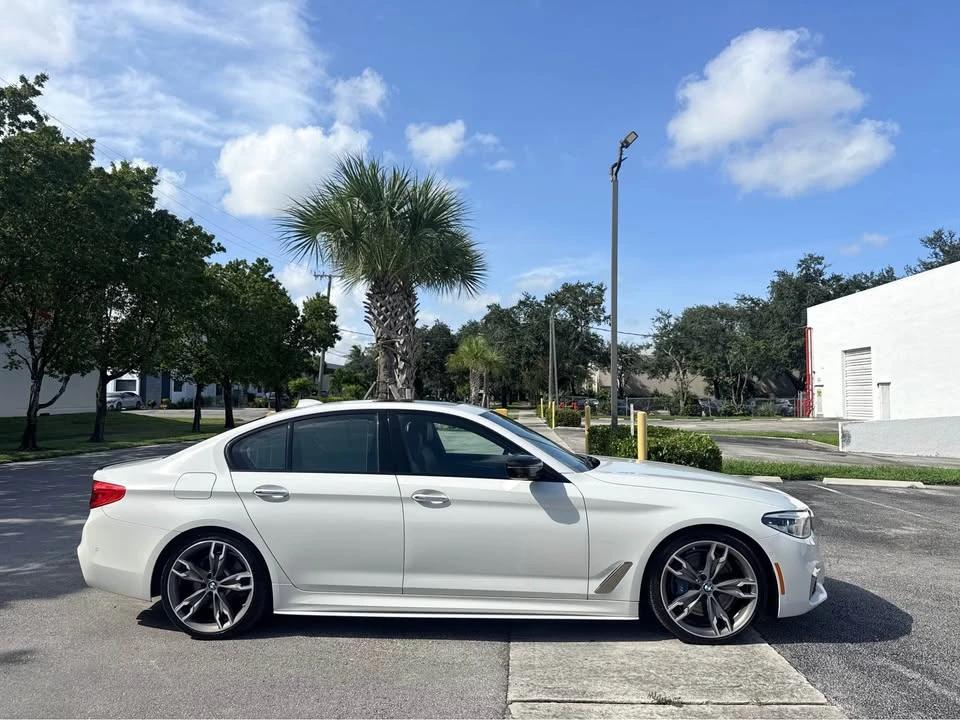 2018 BMW 5 Series - Image 11 of 18