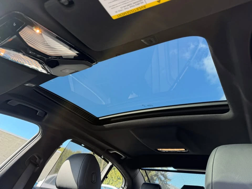 2018 BMW 5 Series - Image 11 of 15