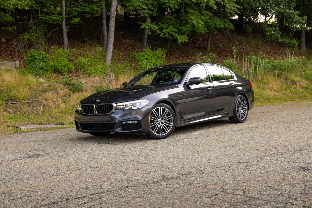 2018 BMW G30 5 Series Sedan - Image 2 of 31