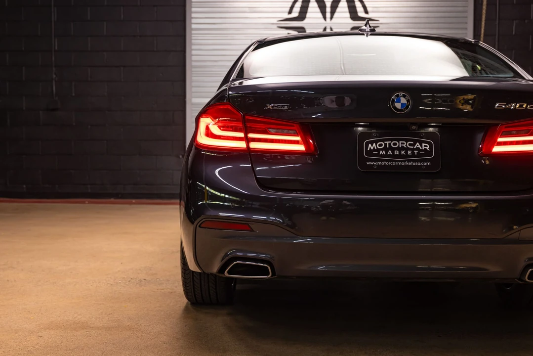 2018 BMW G30 5 Series Sedan - Image 16 of 31
