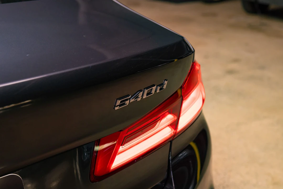 2018 BMW G30 5 Series Sedan - Image 18 of 31