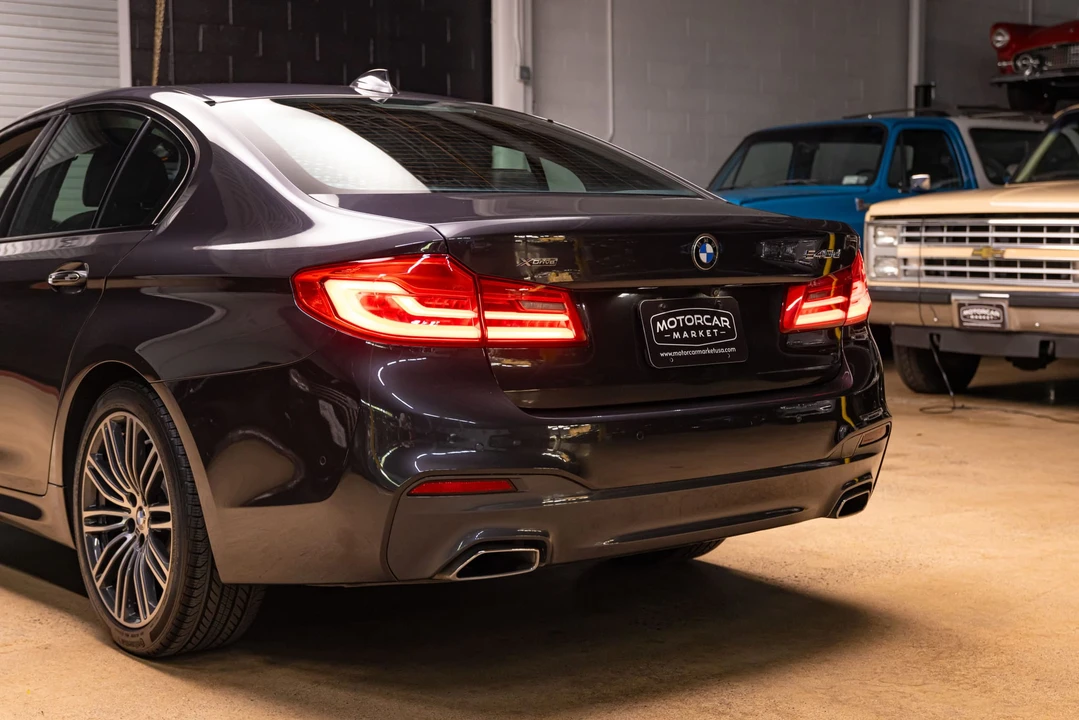 2018 BMW G30 5 Series Sedan - Image 14 of 31