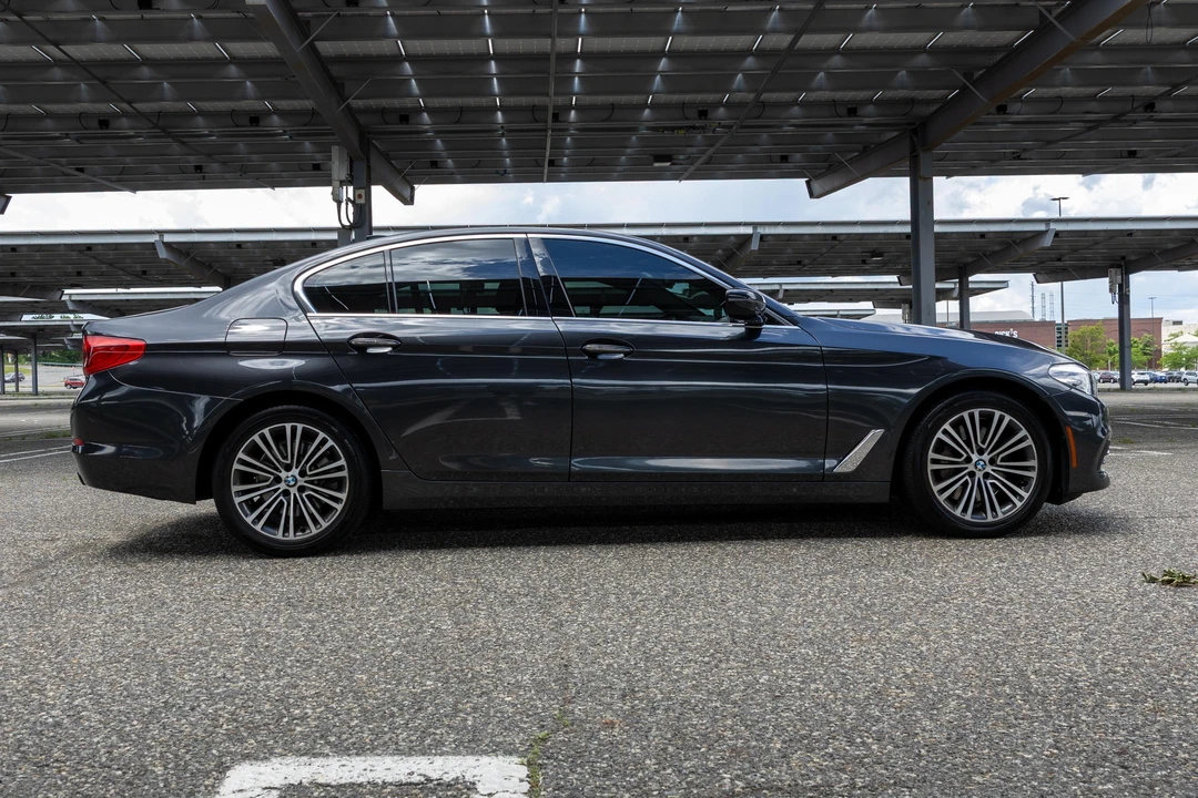 2018 BMW G30 5 Series Sedan - Image 8 of 31