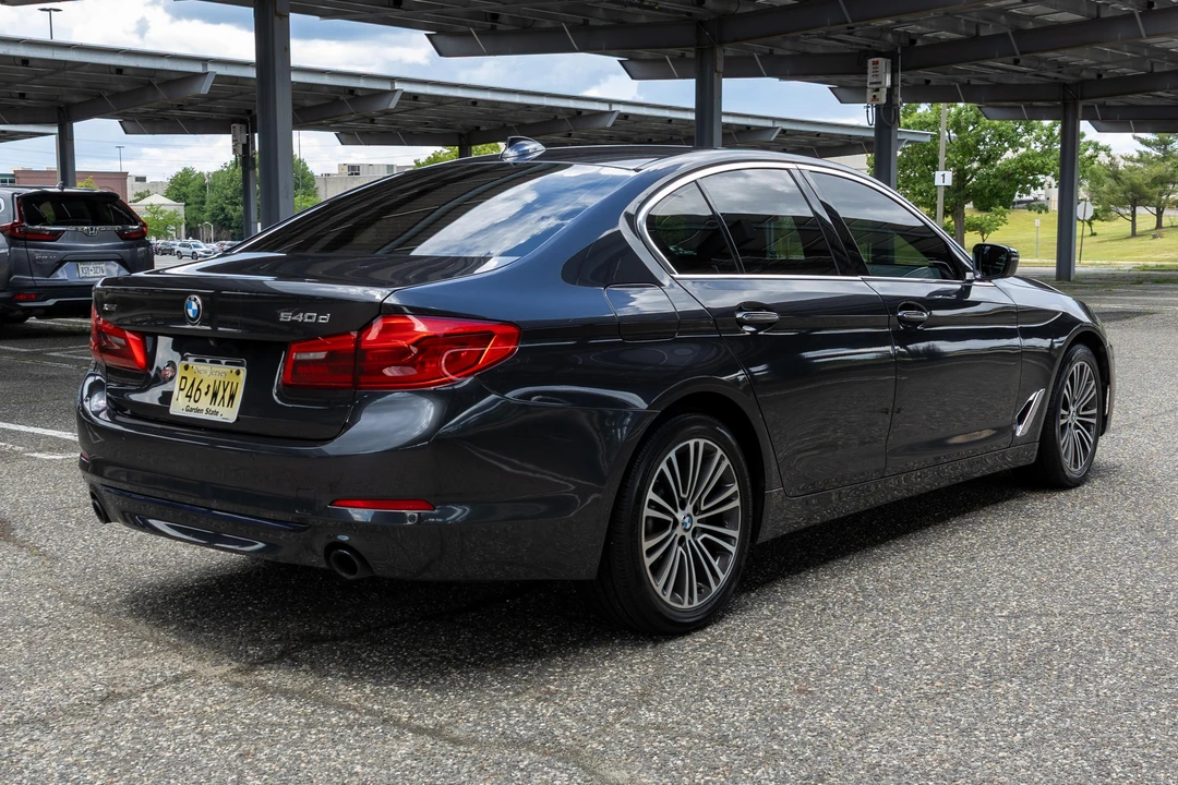 2018 BMW G30 5 Series Sedan - Image 5 of 31
