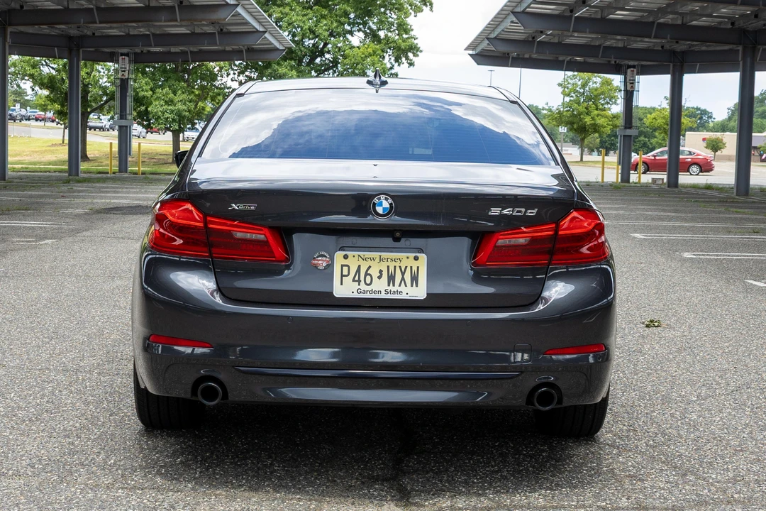 2018 BMW G30 5 Series Sedan - Image 4 of 31