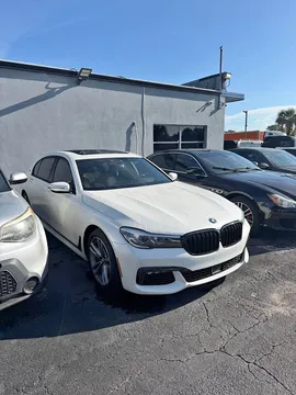 2018 BMW 7 Series 740e xDrive Sedan