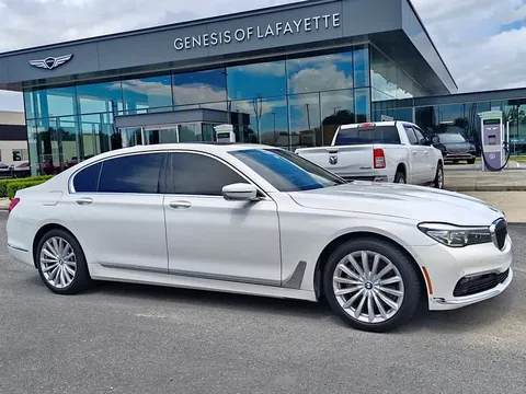 2018 BMW 7 Series 740i