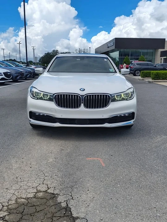 2018 BMW G11/G12 7 Series - Image 2 of 11
