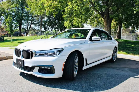2018 BMW 7 Series 750Li xDrive Sedan