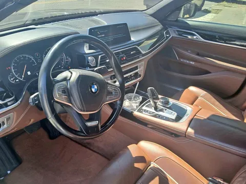 2018 BMW 750Li xDrive Sedan 4D