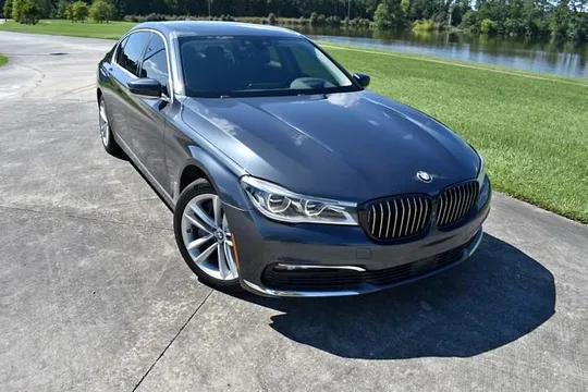 2018 BMW 7 Series 750i