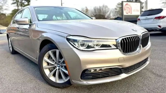2018 BMW 7 Series 750i Sedan