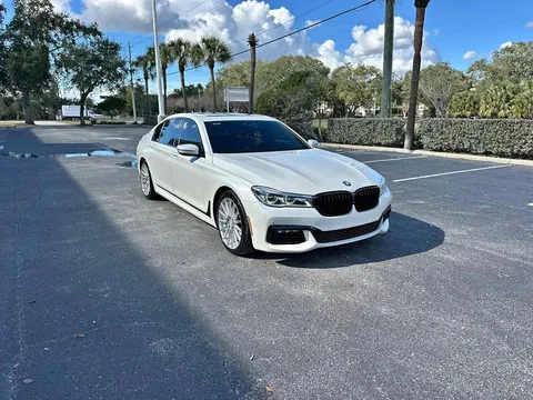 2018 BMW 750i xDrive Sedan 4D