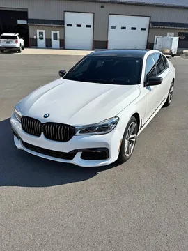 2018 BMW 7 Series 750i xDrive Sedan 4D