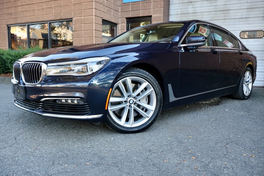2018 BMW G11/G12 750i & M760i Sedan - Image 3 of 21