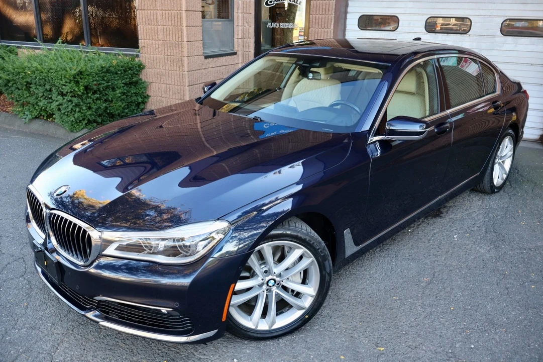 2018 BMW G11/G12 750i & M760i Sedan - Image 2 of 21