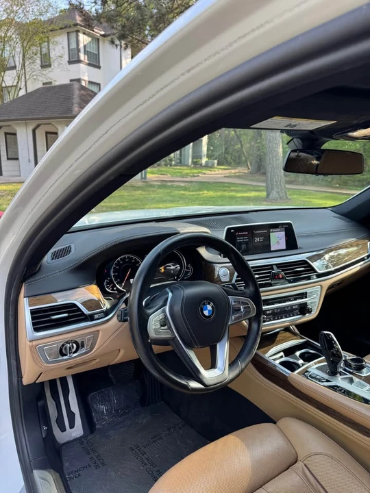 2018 BMW G11/G12 7 Series - Image 9 of 18