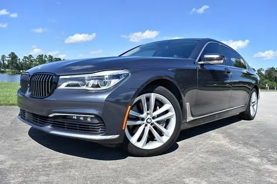 2018 BMW 7 Series 750i