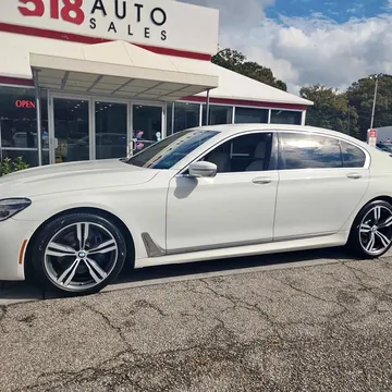 2018 BMW 7 Series 750i Sedan