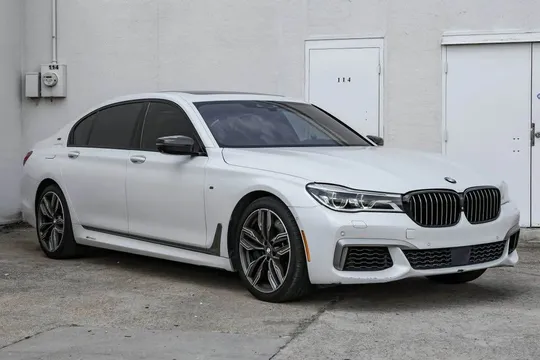 2018 BMW 7 Series M760i xDrive