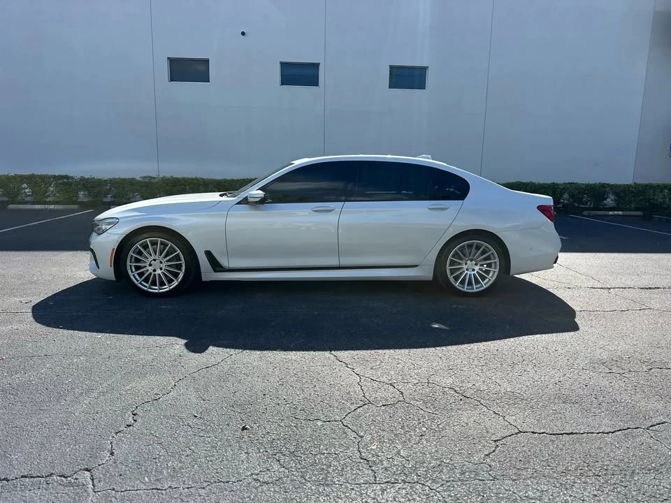 2018 BMW Alpina B7 - Image 5 of 19