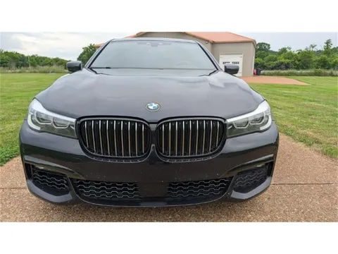 2018 BMW 740i M-Sport