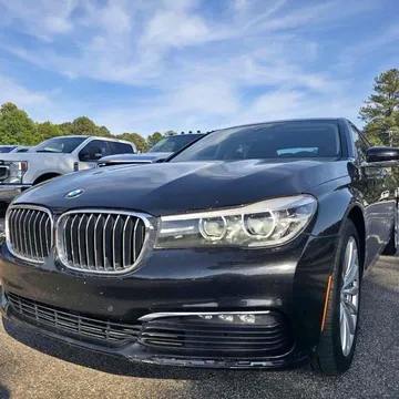 2018 BMW 740i 4dr Sedan