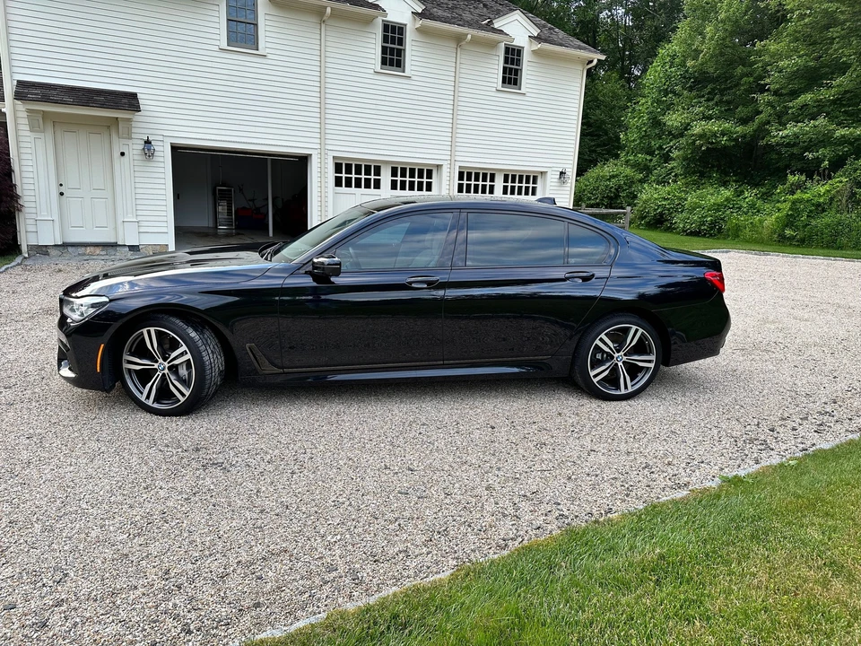 2018 BMW G11/G12 750i & M760i Sedan - Image 10 of 31