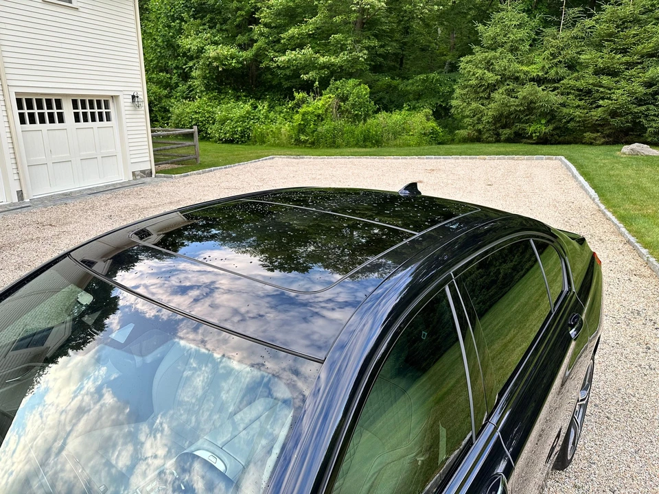 2018 BMW G11/G12 750i & M760i Sedan - Image 14 of 31