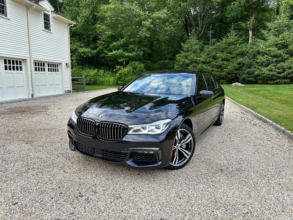 2018 BMW G11/G12 750i & M760i Sedan - Image 2 of 31