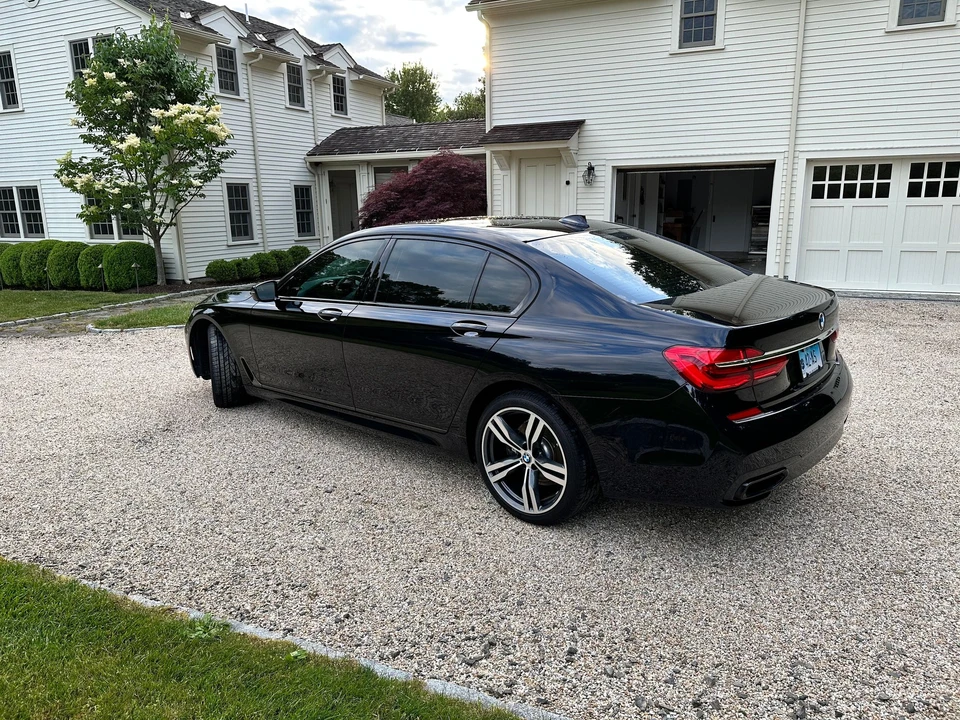 2018 BMW G11/G12 750i & M760i Sedan - Image 9 of 31