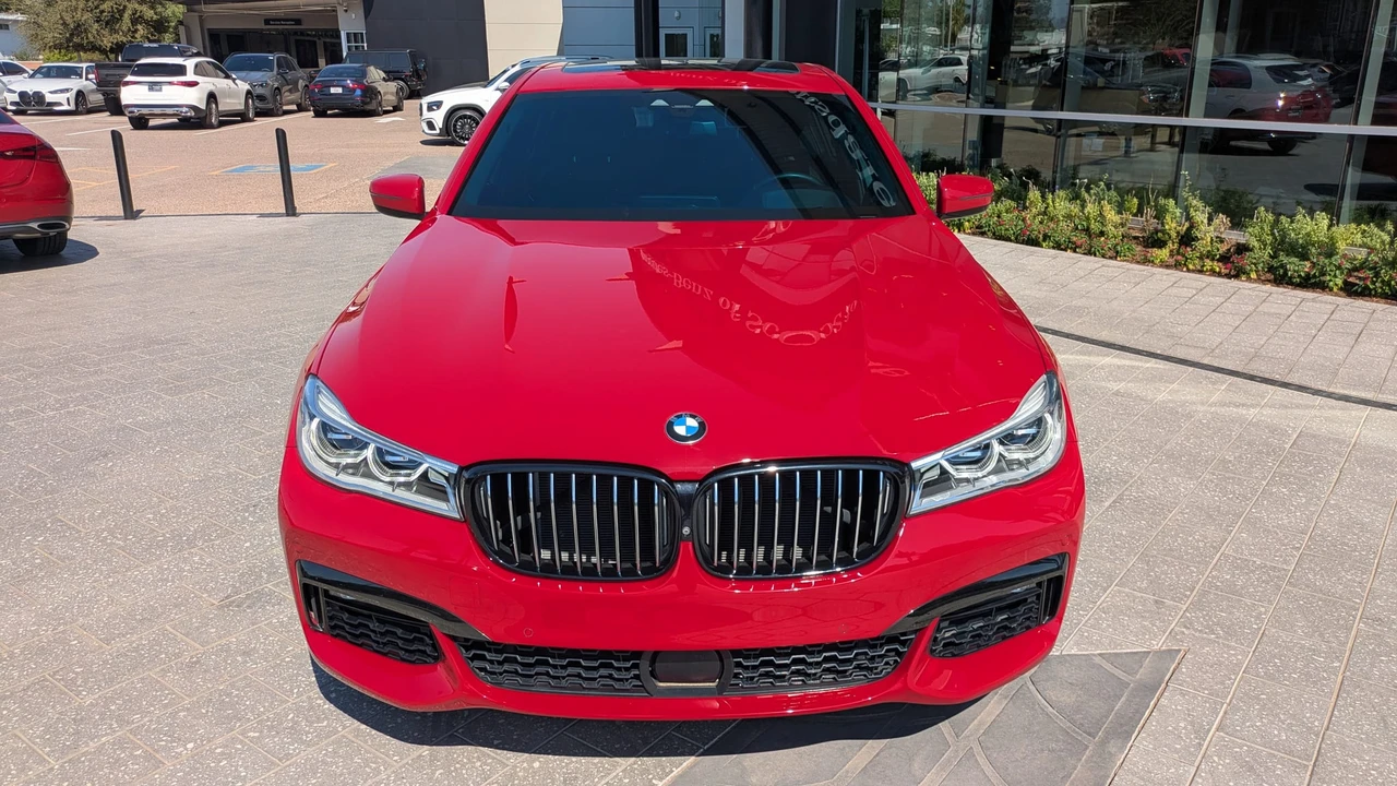 2018 BMW G11/G12 750i & M760i Sedan - Image 12 of 31