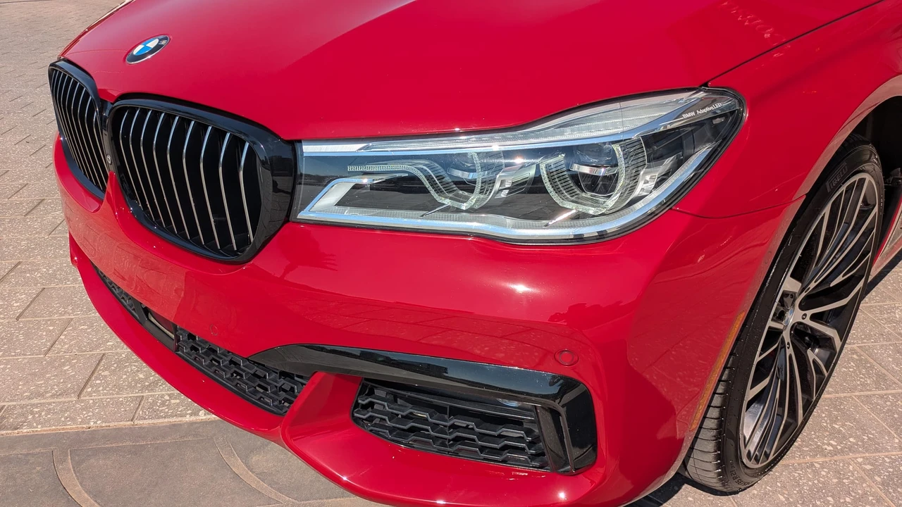 2018 BMW G11/G12 750i & M760i Sedan - Image 17 of 31