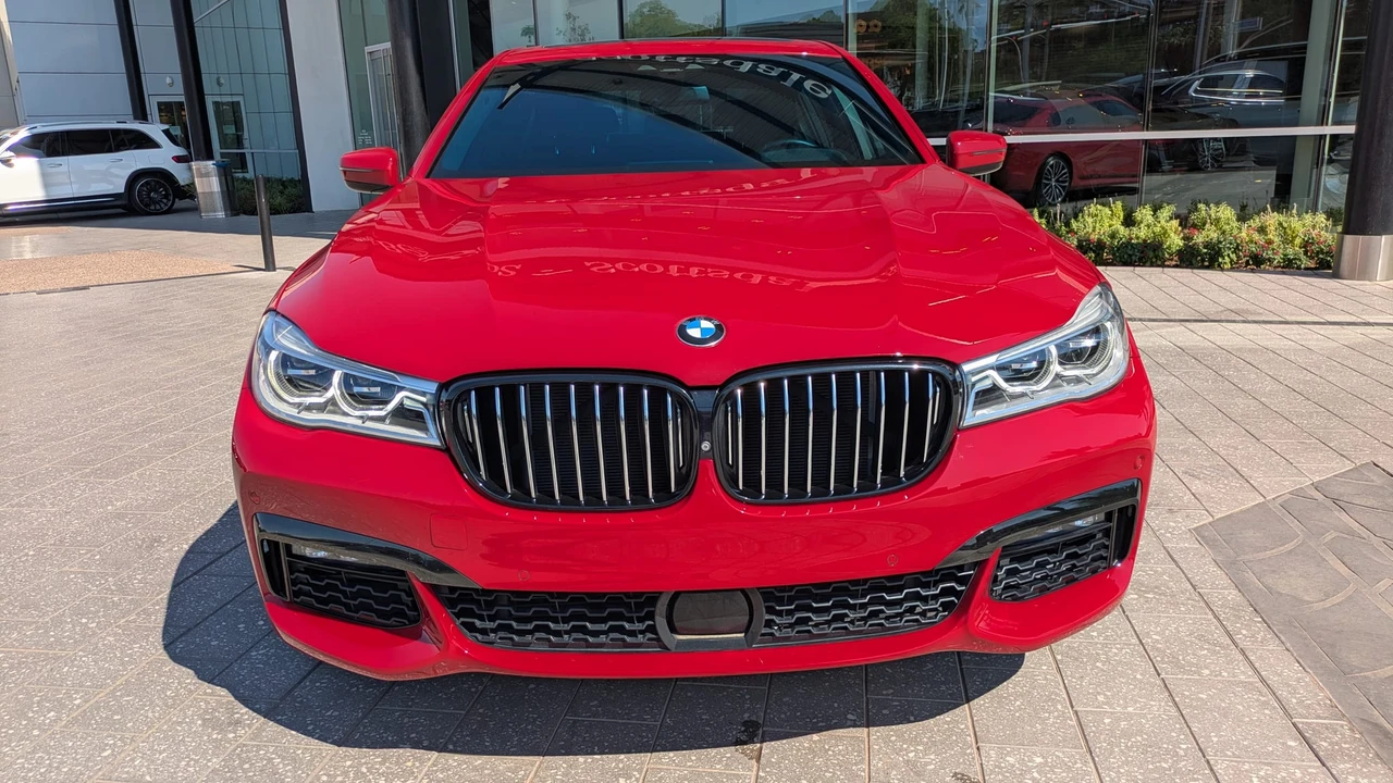 2018 BMW G11/G12 750i & M760i Sedan - Image 13 of 31