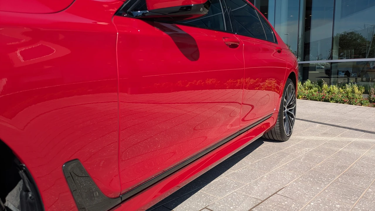 2018 BMW G11/G12 750i & M760i Sedan - Image 18 of 31