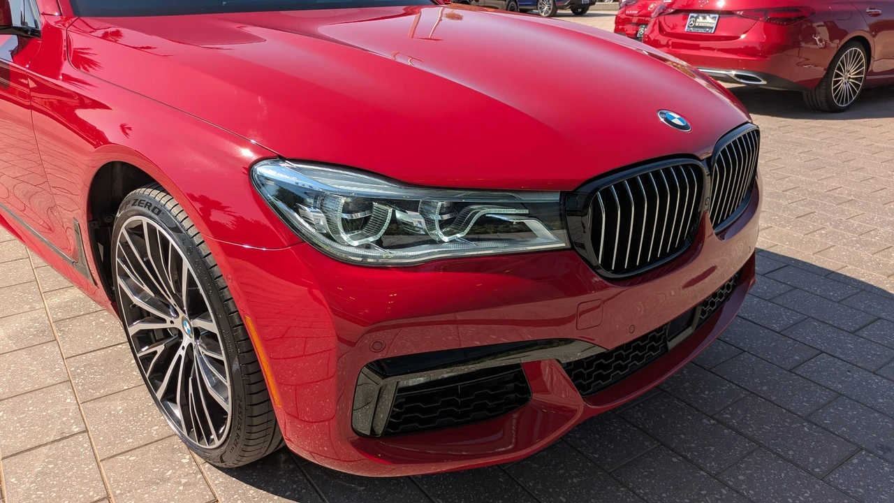 2018 BMW G11/G12 750i & M760i Sedan - Image 27 of 31