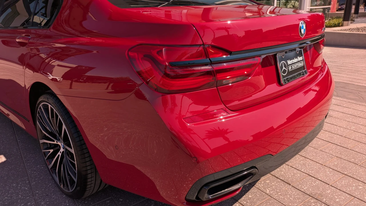 2018 BMW G11/G12 750i & M760i Sedan - Image 21 of 31