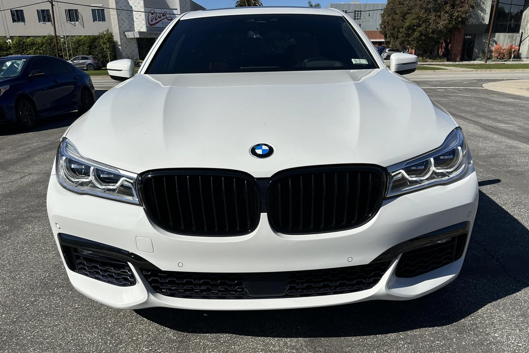 2018 BMW G11/G12 750i & M760i Sedan - Image 2 of 5