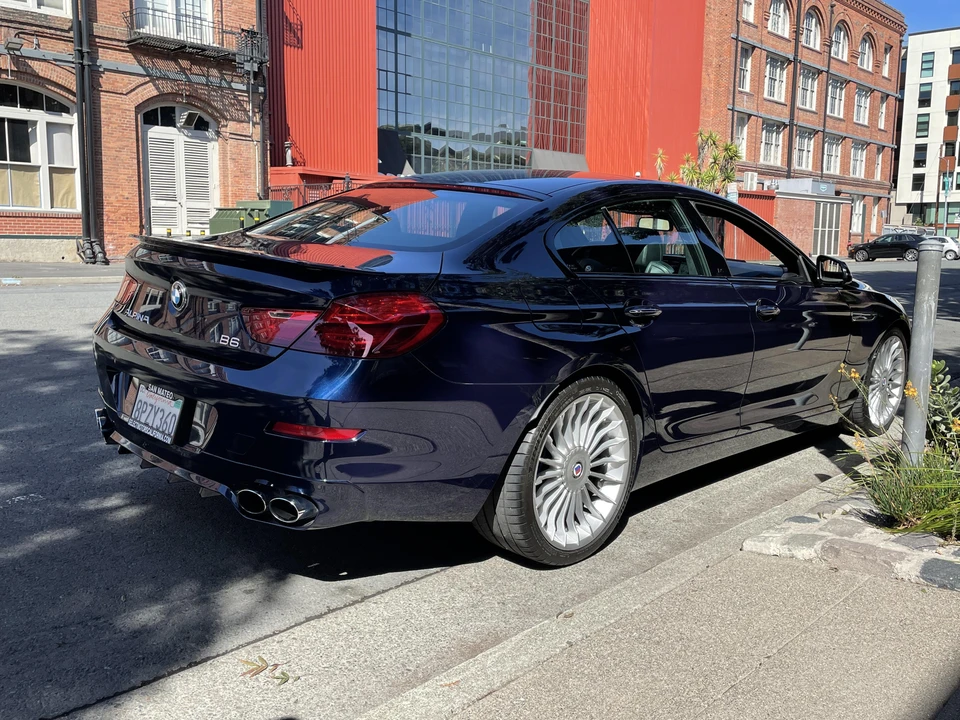 2018 BMW Alpina B6 - Image 17 of 27