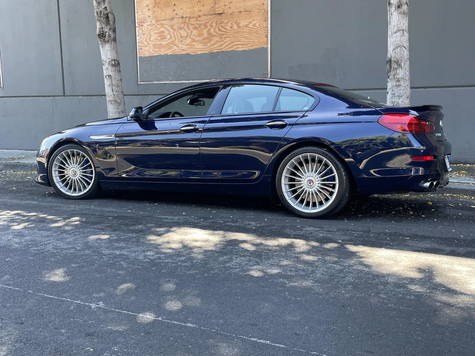 2018 BMW Alpina B6 - Image 11 of 27